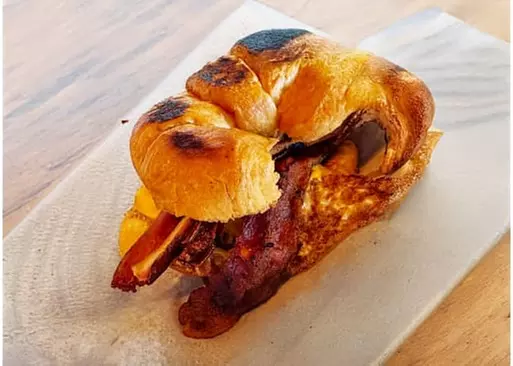 5% Cash Back at Spires Social Brewing