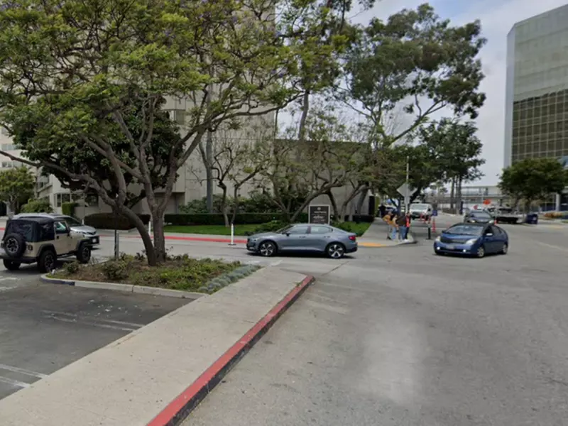 Parking at Sheraton Gateway Parking LAX - Valet