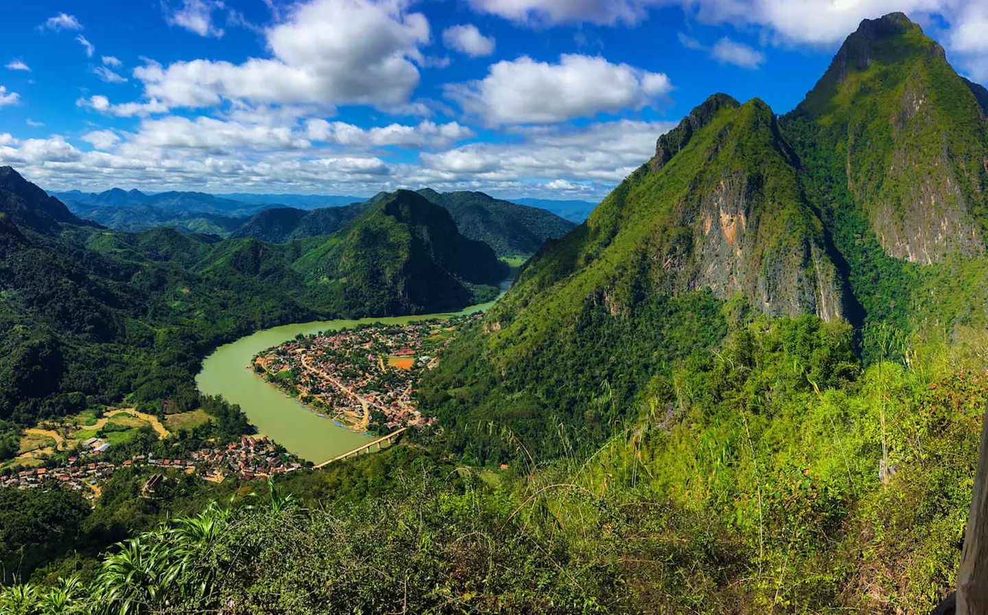 ✈ LAOS | Luang Prabang - Entdecken Sie das wilde, spirituelle und a...