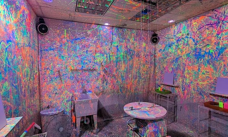 Image 4: Atlanta Splatter Art Room – Fun for All Ages
