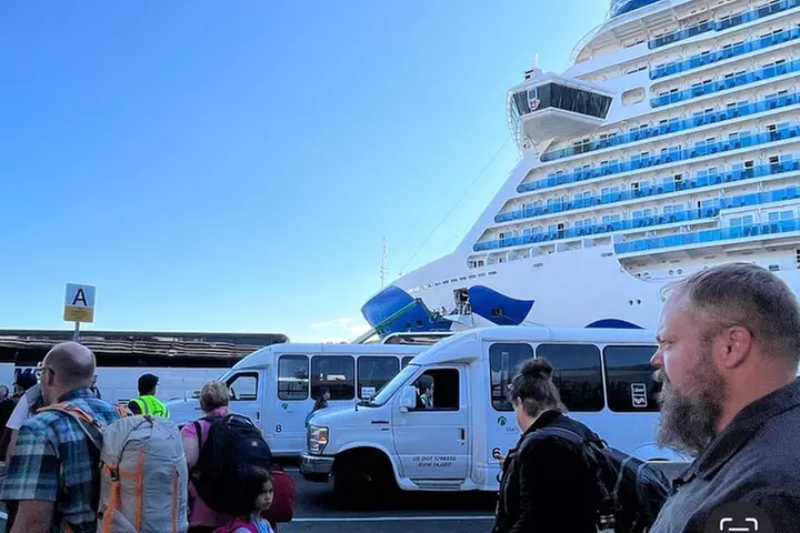 Transfer Pier 91 to International SeaTac Airport One Way - Primary Image