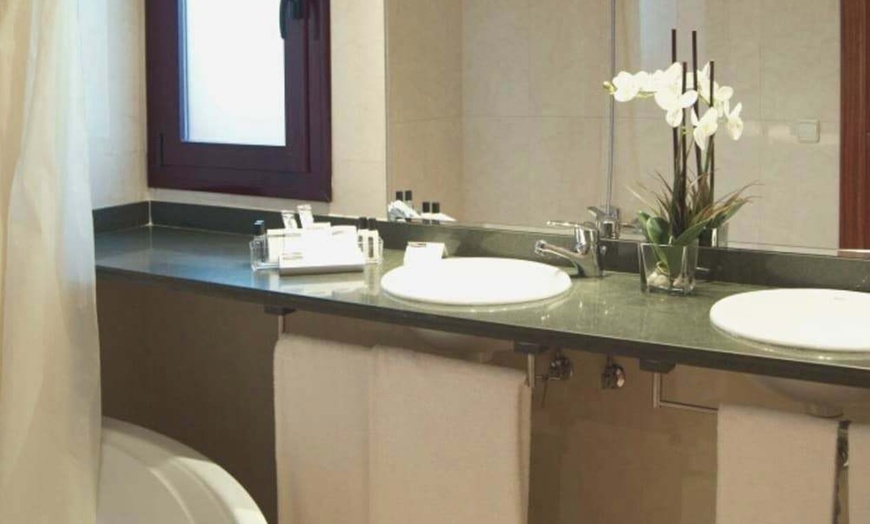 Image 11: ✈ SPAGNA | Valenza - Hotel RH Sorolla Centro 3* - City break