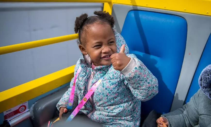 Image 13: London Tootbus Kids Tour with Bespoke Live Guided Commentary
