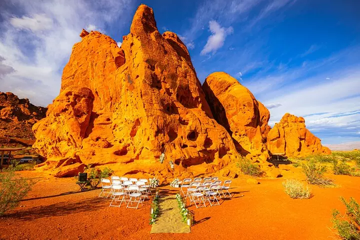 Valley of Fire Wedding Package with Photographer