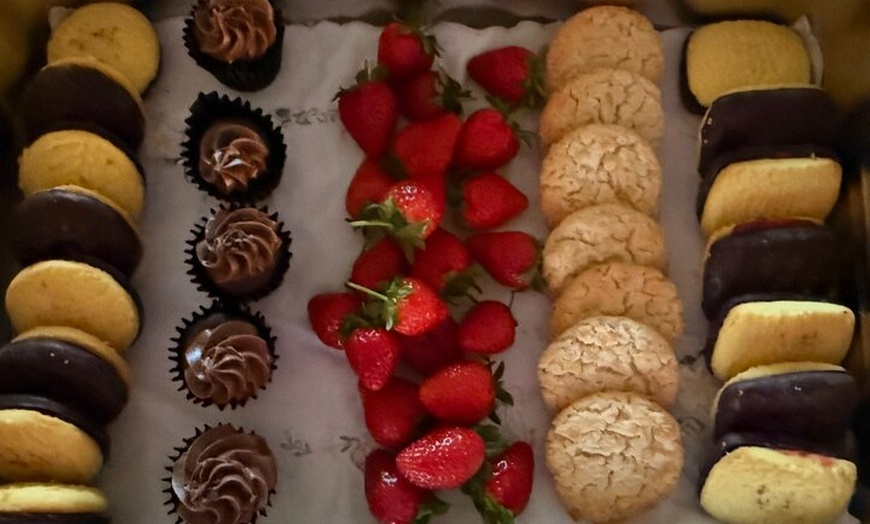 Image 12: Perth City Lights Instagram Tour with Dessert