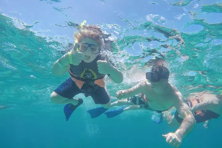 Afternoon Half-Day Catmaran Sailing and Snorkel Adventure