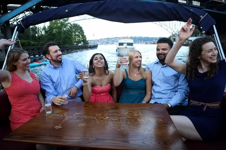 Seattle's Favorite Sightseeing Floating Homes Cruise - BYOB! - Primary Image
