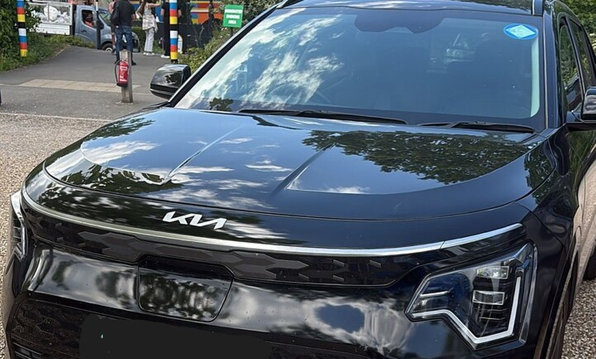 Image 7: Private London City Tour in Luxury Vehicle