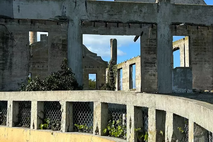 Inside Alcatraz Ticket with a San Francisco E-Bike Rental