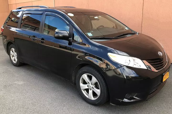 Private Arrival Transfer from Louis Armstrong New Orleans Airport