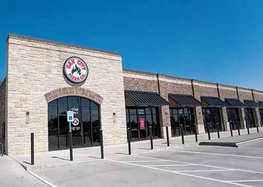 5% Cash Back at Oak City Pizza Co Deer Creek