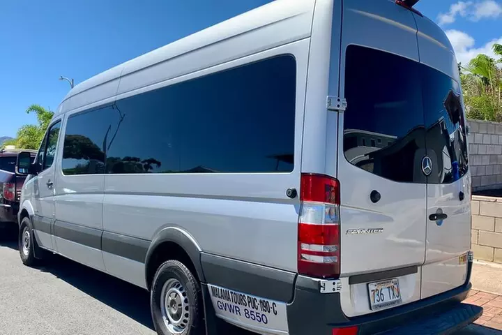 Private Half Day East Oahu Escape