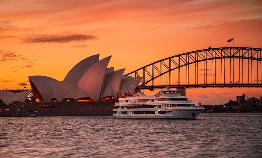 Image 4: Sydney Harbour Sunset Dinner Cruise