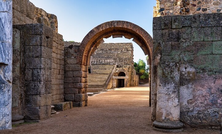 Image 7: Entrada Electrónica al Teatro Romano de Mérida con Audioguía