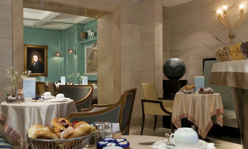 Image 8: ✈ ITALIA | Roma - Hotel Stendhal 4* - Centro città