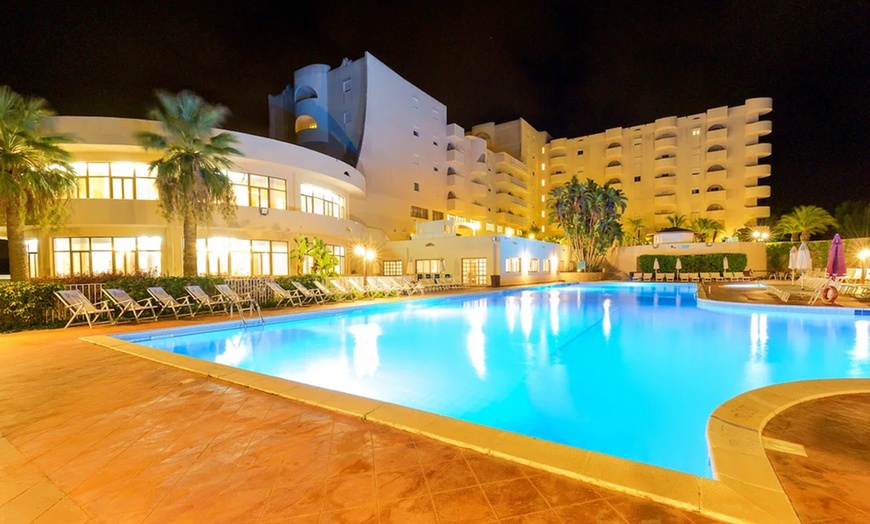 Image 2: ✈ SICILE | Marinella - Paradise Beach Resort 4* 4*, 2 nuit - Face à...