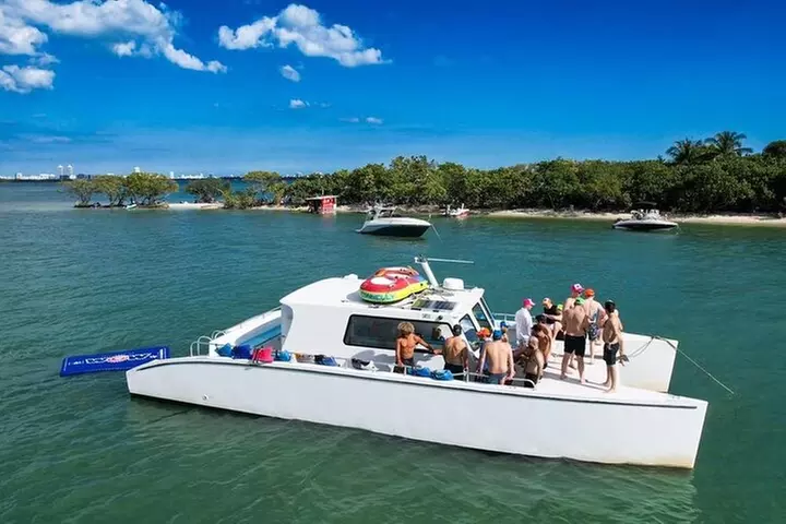 Miami Private Catamaran Boat with Jet Ski, Banana Boat and Drinks