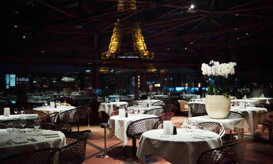 Image 22: Musée du Quai Branly et shopping à Beaugrenelle Paris