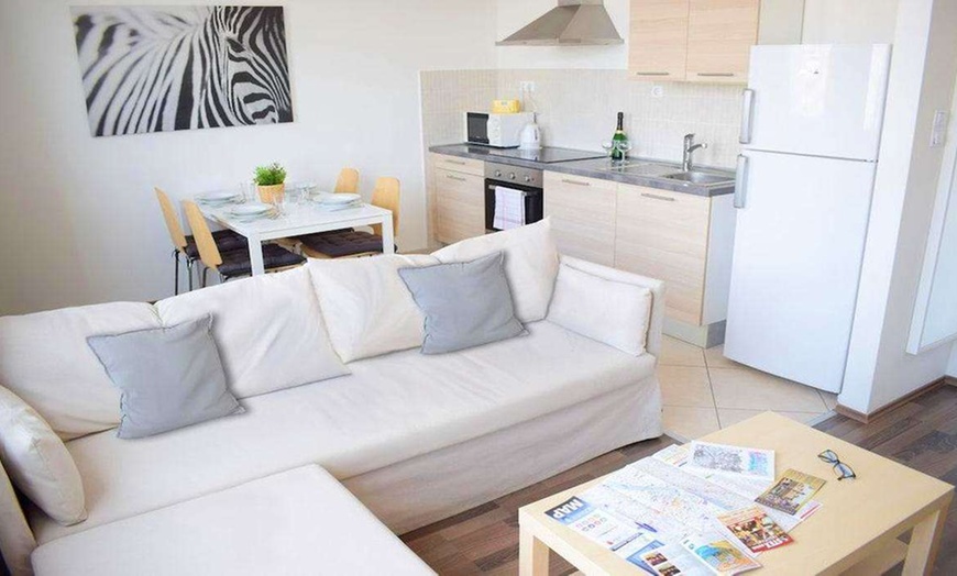 Image 6: ✈ HONGARIJE | Boedapest - Corvin Center Suites 3*, 2 nachten - Stad...