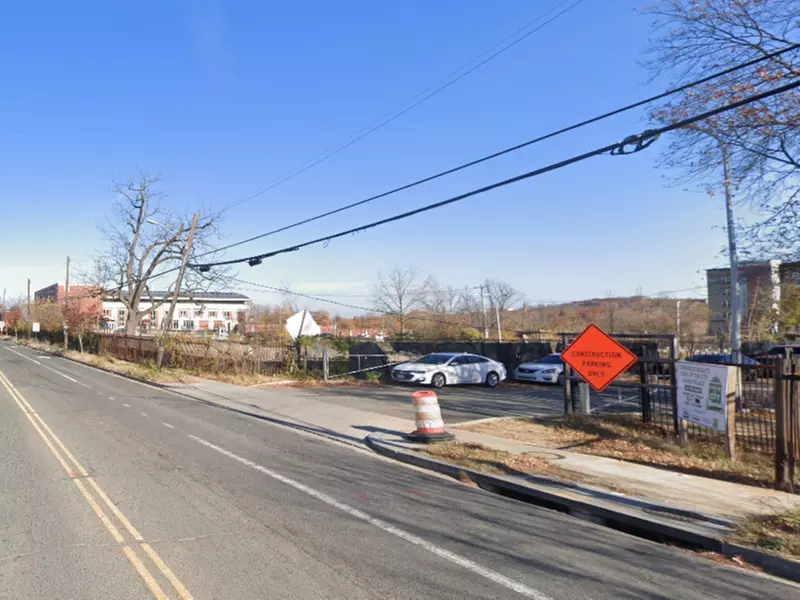 Parking at St. Elizabeth East Campus Red Lot