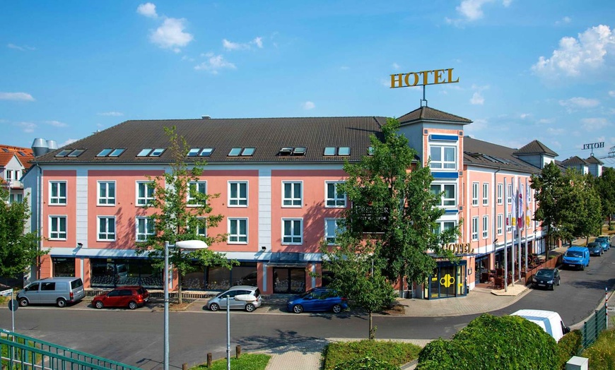 Image 1: ✈ BRANDENBURGIA | Blankenfelde-Mahlow - Best Western Premier Airpor...