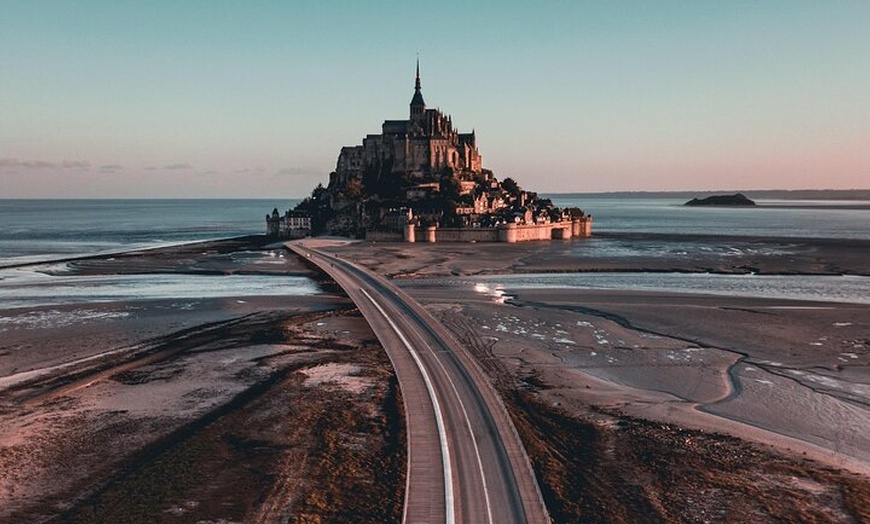Image 7: Voyages guidés d'une journée au Mont Saint Michel au départ de Pari...