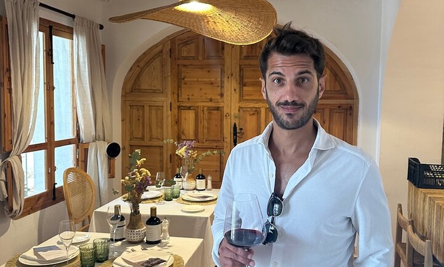 Image 12: Alicante : Catas de Vinos & Tapas Privadas en 2 Bodegas Boutique