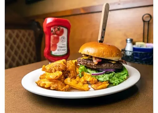 5% Cash Back at Round The Clock Restaurant