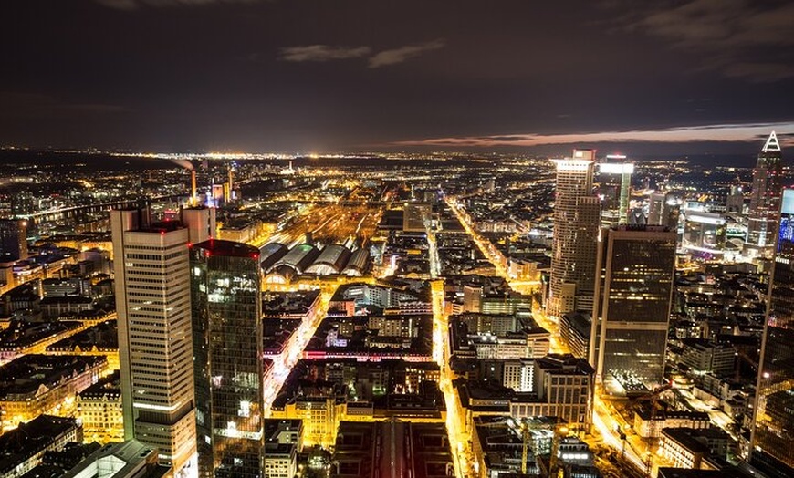 Image 2: Private Tour nach Einbruch der Dunkelheit in Frankfurt