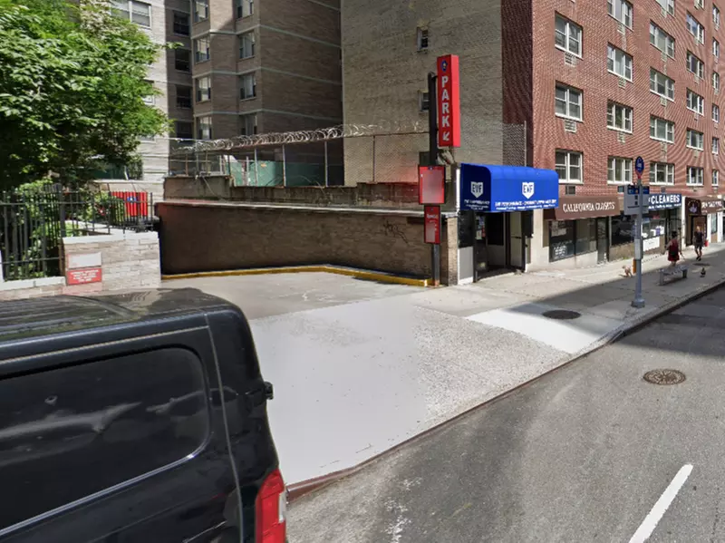 Parking at iPark - 1623 York Avenue Parking Corp. Garage