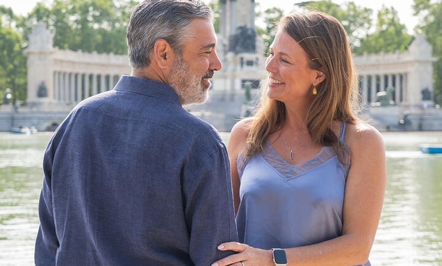 Image 20: Sesión de fotos profesional en el Parque del Retiro de Madrid