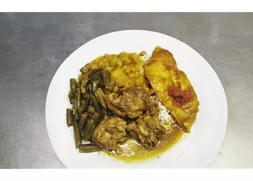 5% Cash Back at Queen Trini Lisa