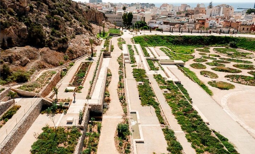 Image 2: Paseo en Almería por Su Historia y Rincones