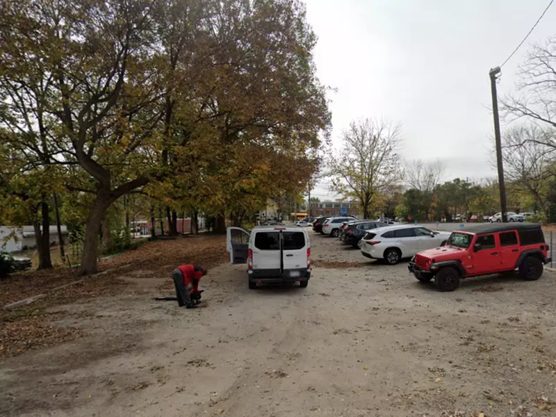 Parking at Lincoln Lot