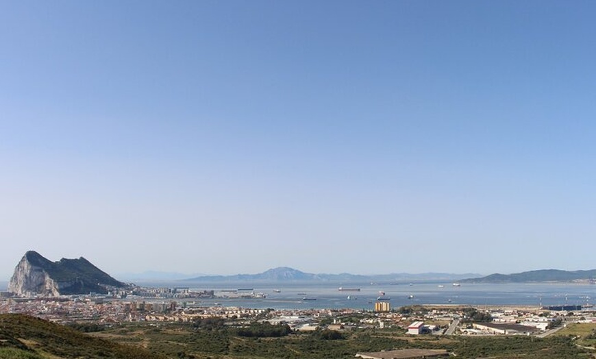 Image 7: Billetes de ferry entre Algeciras y Ceuta