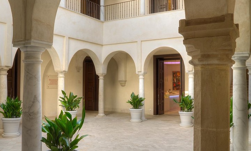 Image 3: Entrada al Museo Carmen Thyssen Málaga