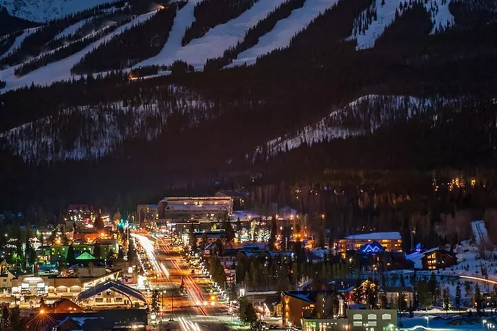 Private Transfer Denver Airport DEN to Hot Ski Resorts