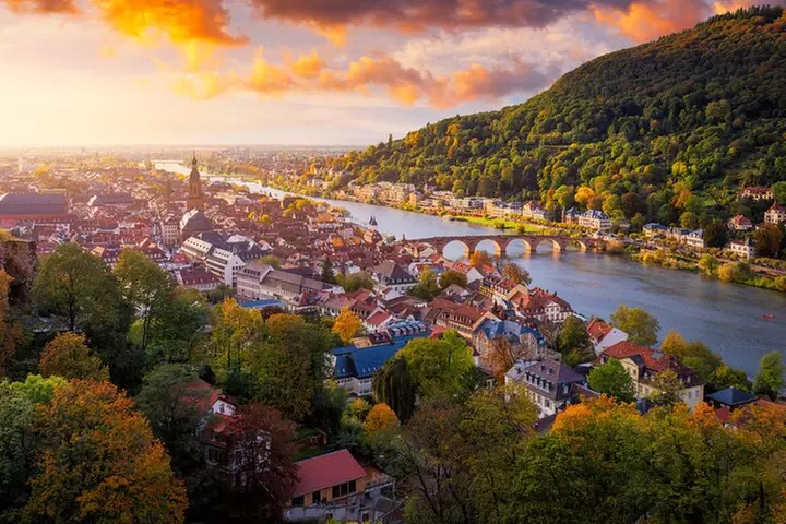 Private Erfahrung des Heidelberger Flussufer-Charme aus Frankfurt - Primary Image