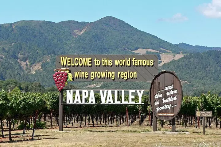 Napa and Sonoma Small Group Max 12 Wine Tour from San Francisco