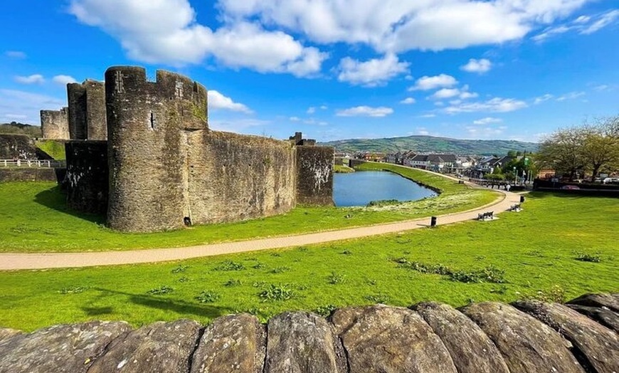 Image 7: Cardiff: Waterfalls, Mountains & Castles Day Tour