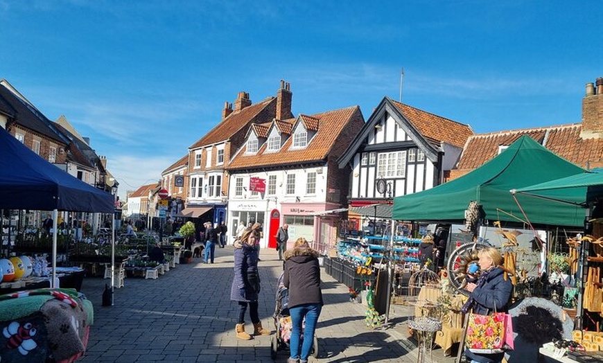 Image 8: Beverley Bites History Tour with Foodie Twist