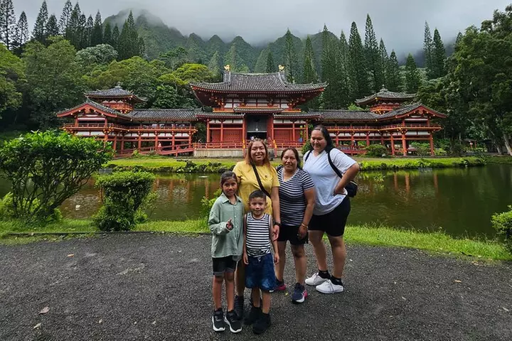Byodo In Temple, Waimea Botanical Garden-Waterfall: Includes Fees