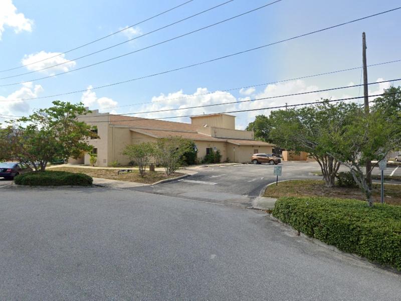 Parking at 1117 Arlington Ave. N. Lot