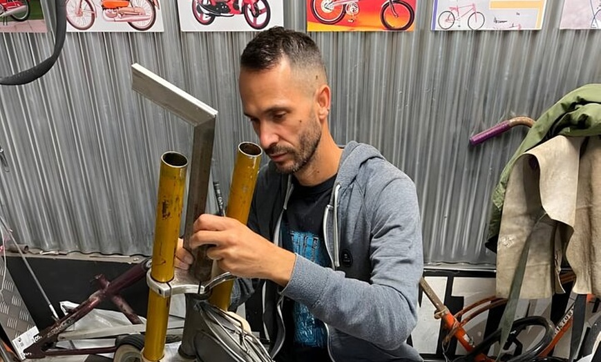 Image 5: Entrada a la Galería de Arte sobre Ruedas en Gran Canaria