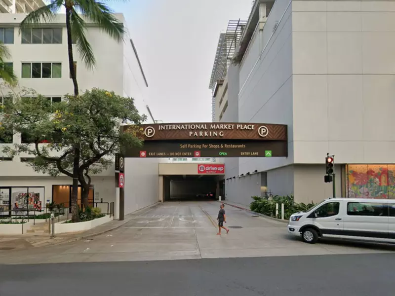 Parking at International Market Place Garage