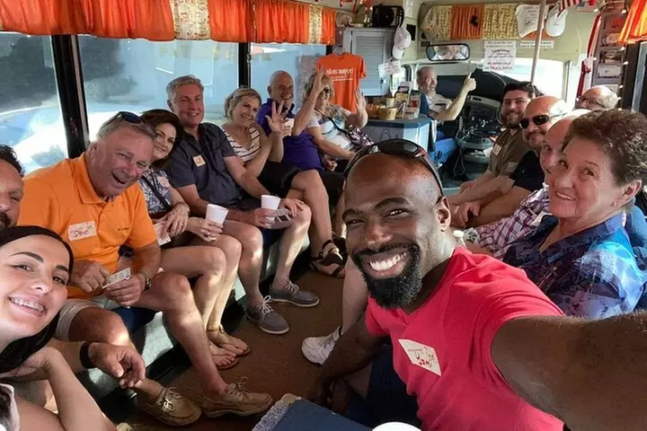 Cajun Food Bus Tour in Lafayette