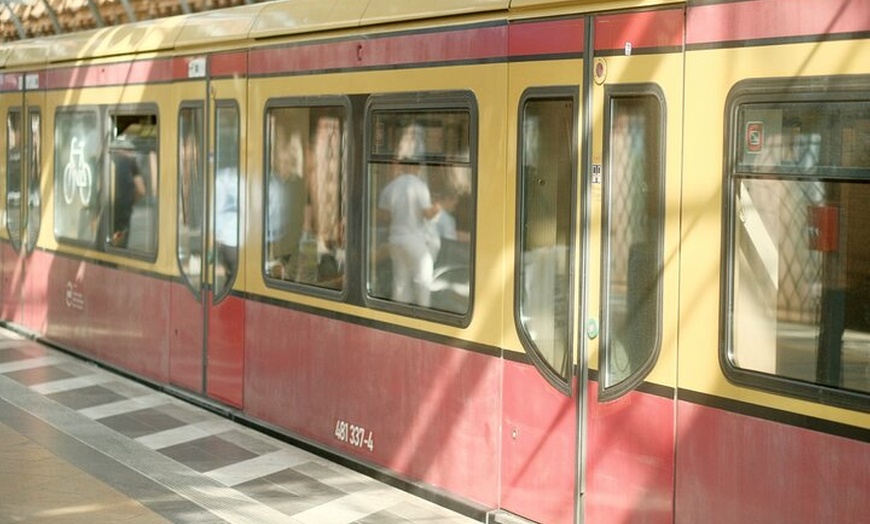 Image 5: Berlin Museumsinsel Rundgang von Kaisern zu Kommunisten