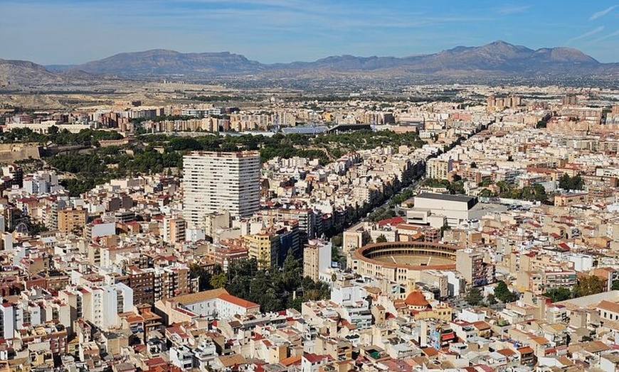 Image 11: Alicante destaca tour para pasajeros de crucero con recogida en puerto