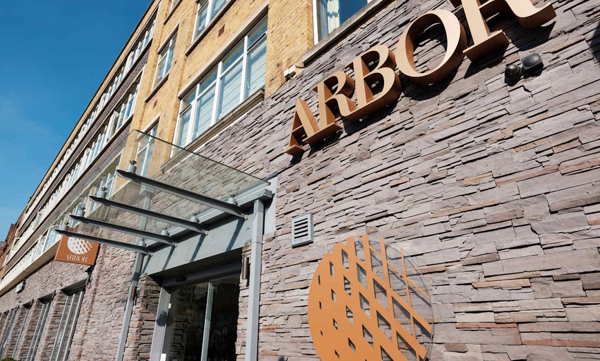 Image 2: ✈ ROYAUME-UNI | Londres - Hampton by Hilton London City 4*, 2 nuit ...