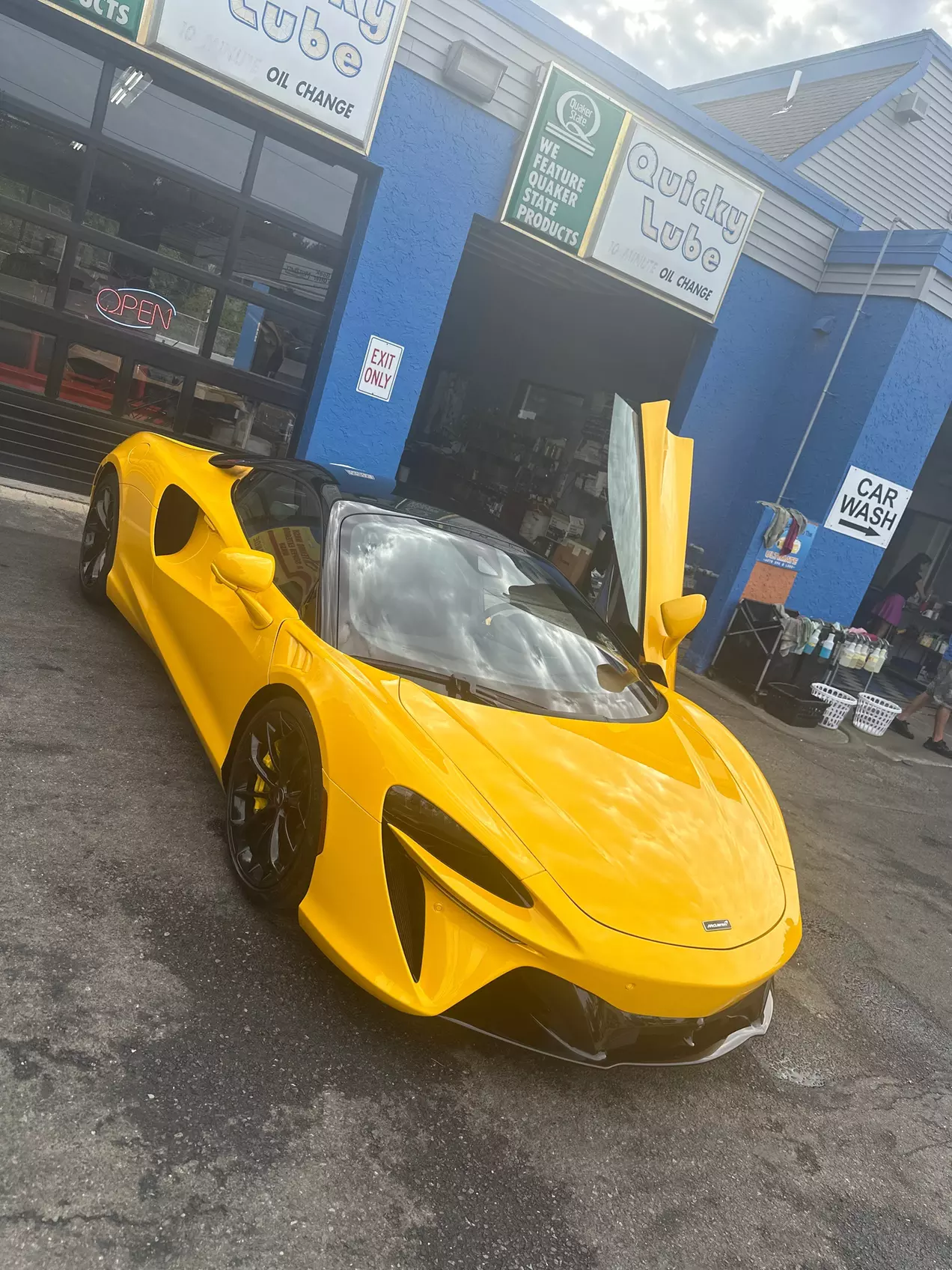 $14.99 For An Ultimate Carwash (Reg. $29.99) - Primary Image